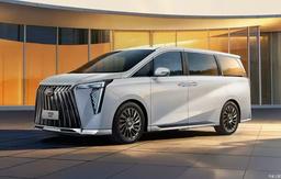 Конкурент Toyota Alphard от GAC обновился: в Китае стартовали предпродажи гибридного минивэна Trumpchi M8 2026 года, он почти в 4 раза дешевле Alphard